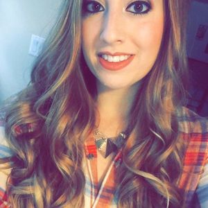 Meet your Posher, Lindsey